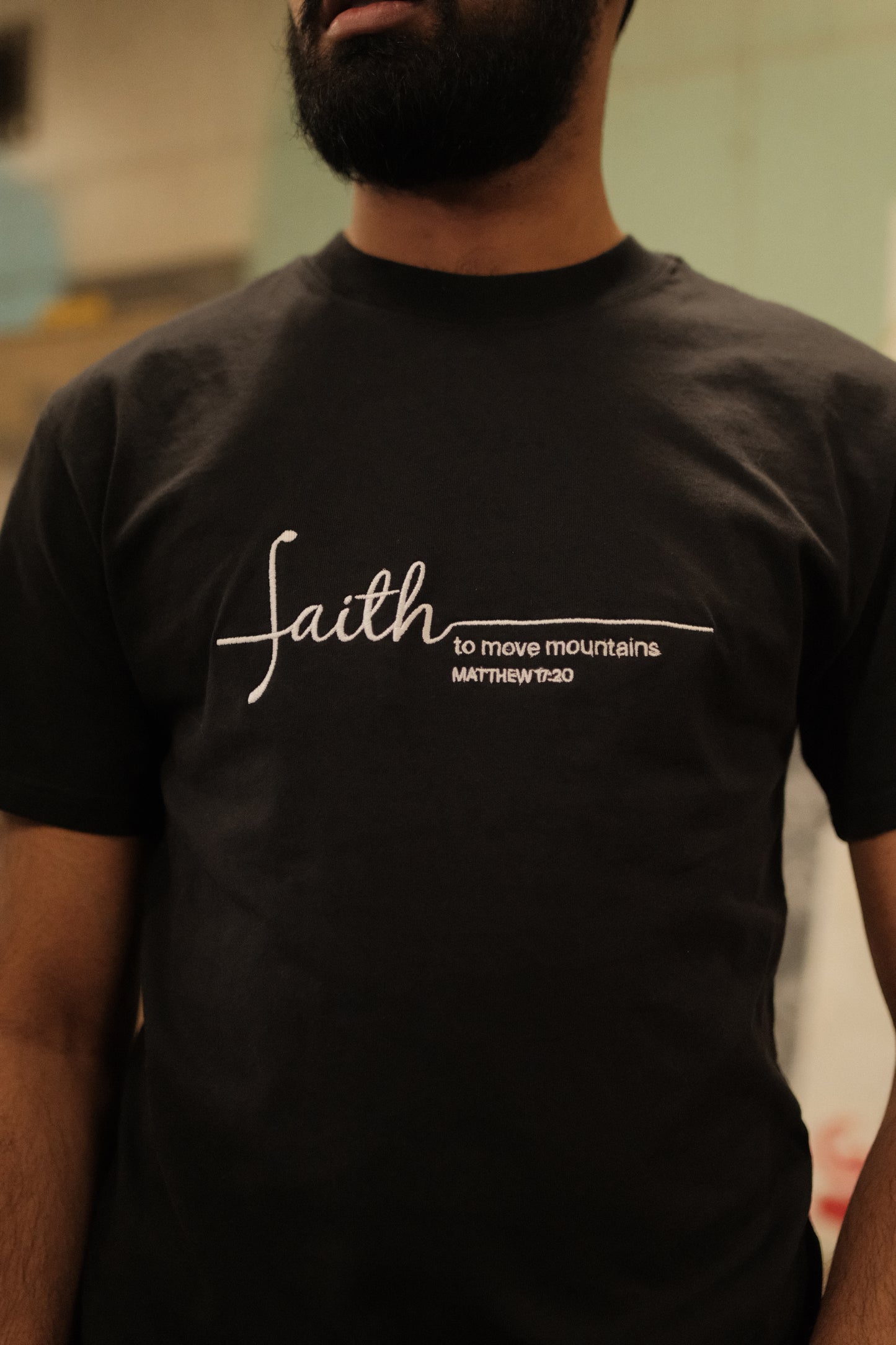 T-Shirt Mountain Faith - Matthew 17:20 - Premium Unisex